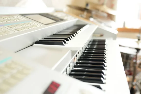 YAMAHA ステージア ELS-02C